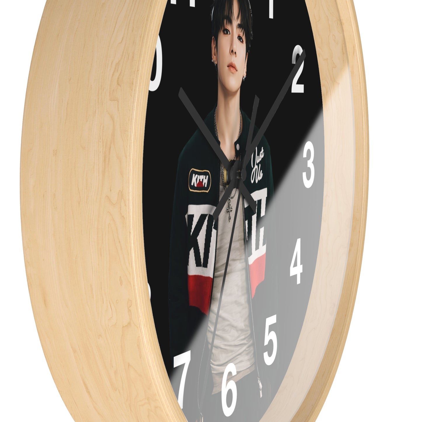 K-Pop Love & Peace Wall Clock, Boho Home Decor, Unique Gift for Music Lovers, Eco-Friendly Wall Art, Perfect for Birthdays & Anniversaries
