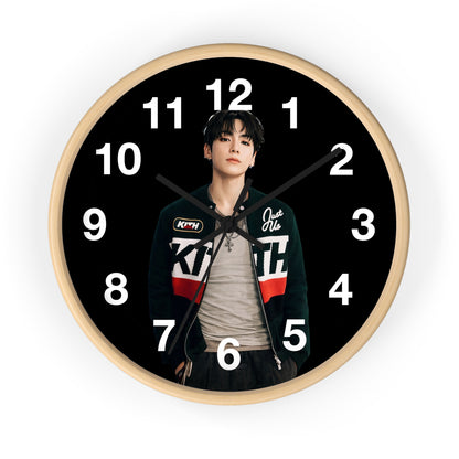 K-Pop Love & Peace Wall Clock, Boho Home Decor, Unique Gift for Music Lovers, Eco-Friendly Wall Art, Perfect for Birthdays & Anniversaries